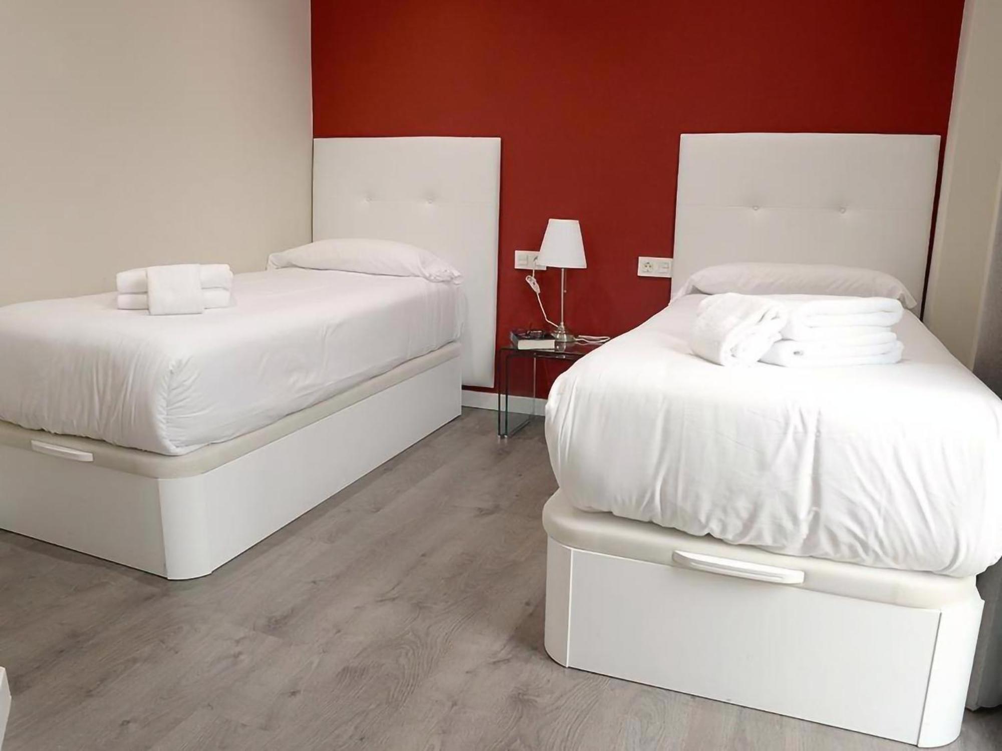 Apartamentos Royal Urban גרנדה מראה חיצוני תמונה